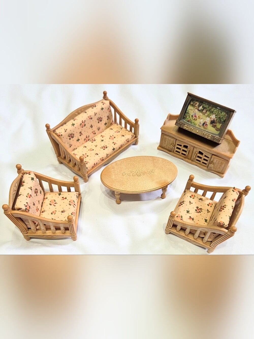 Calico Critters Sylvania Families Comfy Living Room Dollhouse Furniture Incomple
